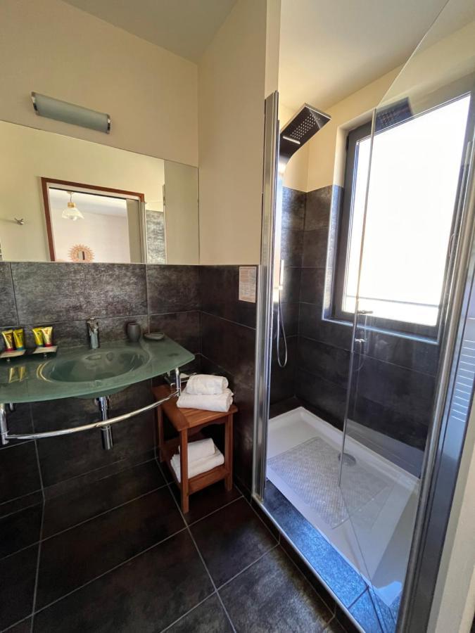 Le Vinois Hotel Caillac Eksteriør billede